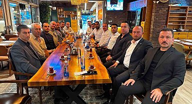 Ülkü Ocakları'nın geçmiş dönem il başkanları yemekte buluştu
