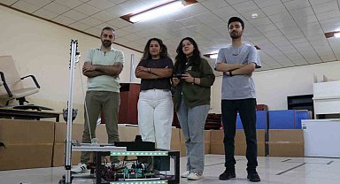 Üniversite öğrencileri fabrikalarda insan gücünü azaltacak yapay zekalı forklift geliştirdi