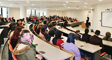 Üniversiteleriyle ilişiği kesilenler ile kazandığı programa kayıt yaptıramayanlar 9 Aralık'a kadar başvuru yapabilecek