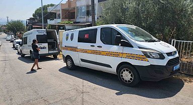 Urla'da korkunç olay: Anne ve oğlu evde ölü bulundu
