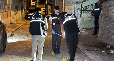 Uşak'ta bıçaklı ve pompalı tüfekli kavga: 1 ağır yaralı