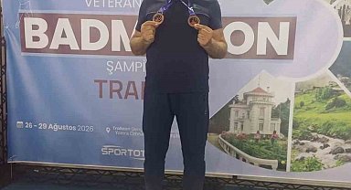 Veteranlar Türkiye Badminton Şampiyonası'nın 3'üncüsü Beypazarı'ndan