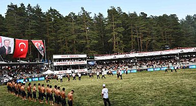 Vezirköprü'de Geleneksel Kunduz Yağlı Güreşleri gerçekleştirildi