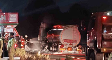 Yakıt tankerinden ormana sıçrayan yangın kontrol altına alındı
