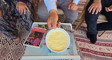 Yanık kokusu ve sert kıvamıyla Tavas yoğurdu damaklarda iz bırakıyor