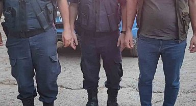 Yaralı dağ keçisini jandarma kurtardı