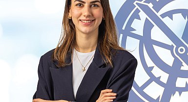 Yaz aylarında artan diş hassasiyetine "ani sıcaklık değişimi" uyarısı