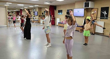 Yaz sanat kursları çocukları ve gençleri sanatla buluşturuyor