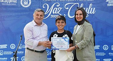 Yıldırım Gençlik Merkezi Yaz Okulu'nda mezuniyet coşkusu