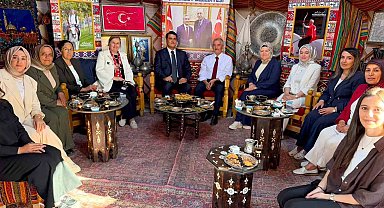 Yılmaz Şehitkamil'in otağında misafirlerini ağırladı