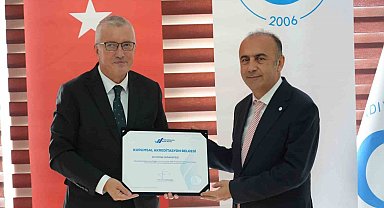 YÖKAK'tan Adıyaman Üniversitesi'ne kurumsal akreditasyon belgesi