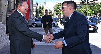 Adalet Bakan Yardımcısı Tuncay, Eskişehir Valisi Yılmaz'ı ziyaret etti
