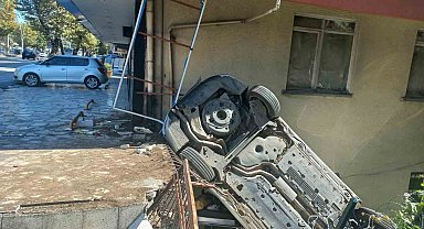 Ankara'da araçların çarpıştığı kazada 1 kişi yaralandı