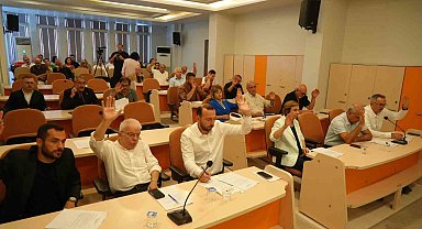 Atakum Meclisi'nde gündem 4,5 aydır ödenemeyen maaşlar: Teminat mektubu bekleniyor