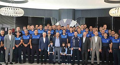 Başkan Büyükgöz zabıta personeliyle buluştu