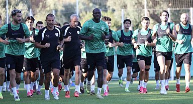 Burhan Eşer: "Taraftarımızın desteğiyle hafta içi mesaisinde ilk 3 puanımızı inşallah alacağız"