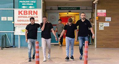 Bursa'da yaşlı kadını 1.5 milyon lira dolandıran çete yakayı ele verdi