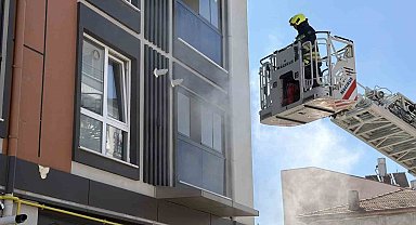 Çamaşır makinesi yangını paniğe neden oldu