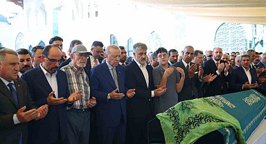 Cumhurbaşkanı Erdoğan, AK Parti Milletvekili Önen'in kızının cenazesine katıldı