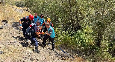 Dere yatağına düşen vatandaş kurtarıldı