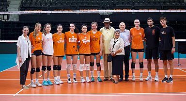 Eczacıbaşı Spor Kulübü, 60. yılında basketbol efsanelerini yeni evinde ağırladı