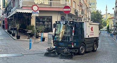 Efeler Belediyesi ekipleri temizlik çalışmalarını sürdürüyor