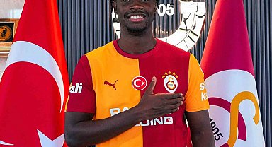 El Chadaille Bitshiabu, Galatasaray'ın 12. Fransız futbolcusu oldu