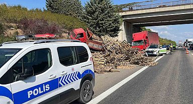 Emniyet şeridinde feci ölüm: Arızalanan kamyonetin altında can verdi