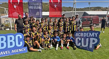Erciyes'te Talas zirvesi: iki kupa birden