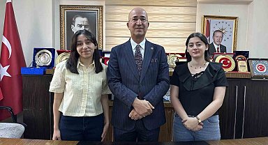 Esendere Belediyesinden gençlere destek: Üniversiteyi kazanan her öğrenciye 100 bin TL