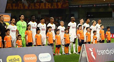 Galatasaray'da 3 değişiklik