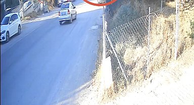 Hafriyat kamyonu iki aracı biçip bahçeye uçtu: 1 yaralı