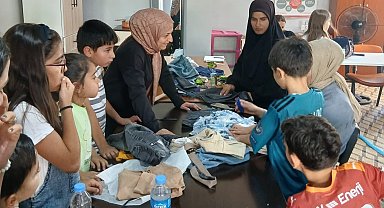Hakkâri'de minik eller iklim değişikliğine dikkat çekti