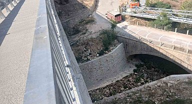 Hamsu köprüsü tehlike saçıyor