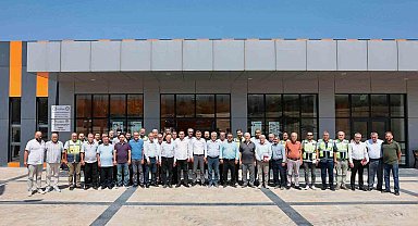 Honaz'da muhtarlarla buluşan Çavuşoğlu; "Birlikte karar vereceğiz, birlikte çalışacağız"