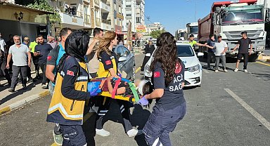 İki motosiklet çarpıştı: 3 yaralı