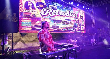 İnegöl Gastronmi Festivali'nde lezzet şöleni retrobüs coşkusuyla taçlandı
