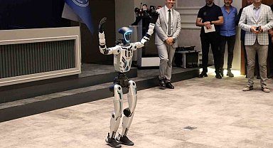 İnsansı robot belediyede işe girdi