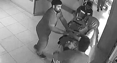 Kalbi iki kez duran hasta, kendisini hayata döndüren doktoruna çiçekle teşekkür etti