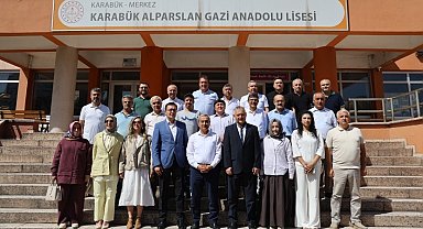 Karabük'te 3. Bölge Eğitim Kurumu Müdürleri Toplantısı gerçekleştirildi