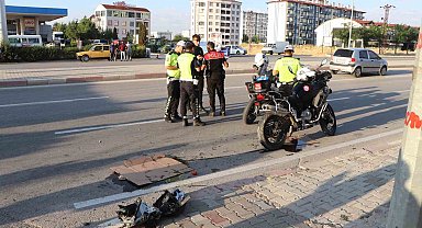 Karaman'da otomobille Yunus timi çarpıştı: 1 polis yaralı