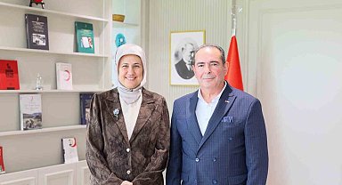 Kızılay Kayseri Şubesi'nde bayrak değişimi