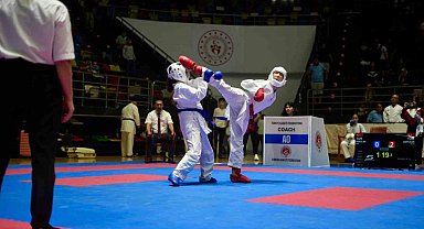 Samsun'da Karadeniz ve Hazar Ülkeleri Karate Şampiyonası başladı