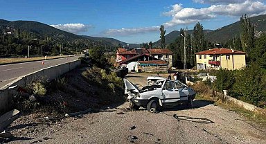 Tokat'ta iki otomobil çarpıştı: 1 ölü, 3 yaralı