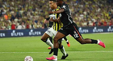 Trendyol Süper Lig: Fenerbahçe: 1 - Beşiktaş: 1