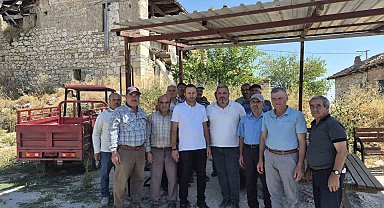 Uşak İl Tarım ve Orman Müdürlüğü personelleri üreticilerle bir araya geldi