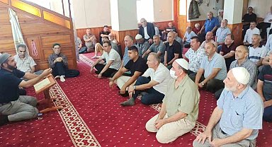 Vatandaşlar Kur'an-ı Kerim tilavetinde bir araya geldi