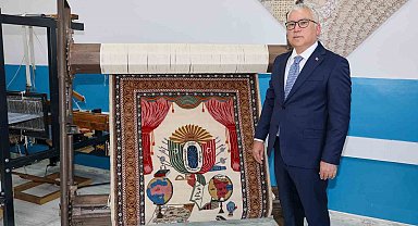 Yetimlerin 104 yıllık emaneti Misak-ı Milli Halısı yeniden dokundu