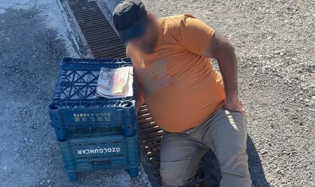 Konya'da mazgala ayağı sıkışan vatandaş itfaiye tarafından kurtarıldı
