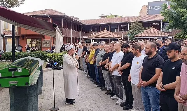 Üniversite hayali yarım kaldı: Arkadaşları tabutunu omuzladı